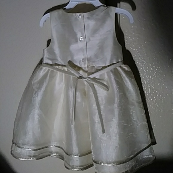 Beautiful holiday girl dress - Picture 3 of 5